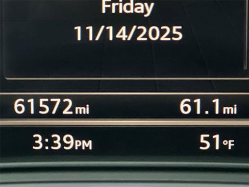 Used 2017 Audi A4 2.0T allroad Premium Plus w/ Technology Package image 15