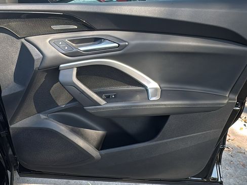 Used 2025 Audi Q5 Premium Plus image 30