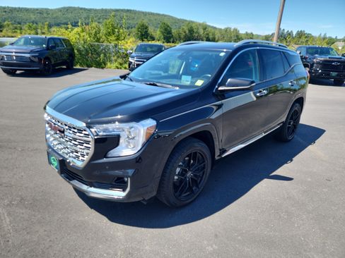 Certified 2023 GMC Terrain Denali w/ LPO, Floor Liner Package AWD/4WD image 4