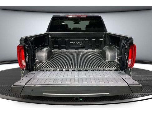 Used 2025 GMC Sierra 1500 SLT image 33