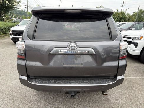Used 2021 Toyota 4Runner SR5 Premium w/ Moonroof Package AWD/4WD image 3
