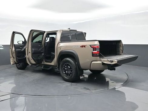Used 2022 Nissan Frontier PRO-4X w/ Pro-4X Premium Package AWD/4WD image 70