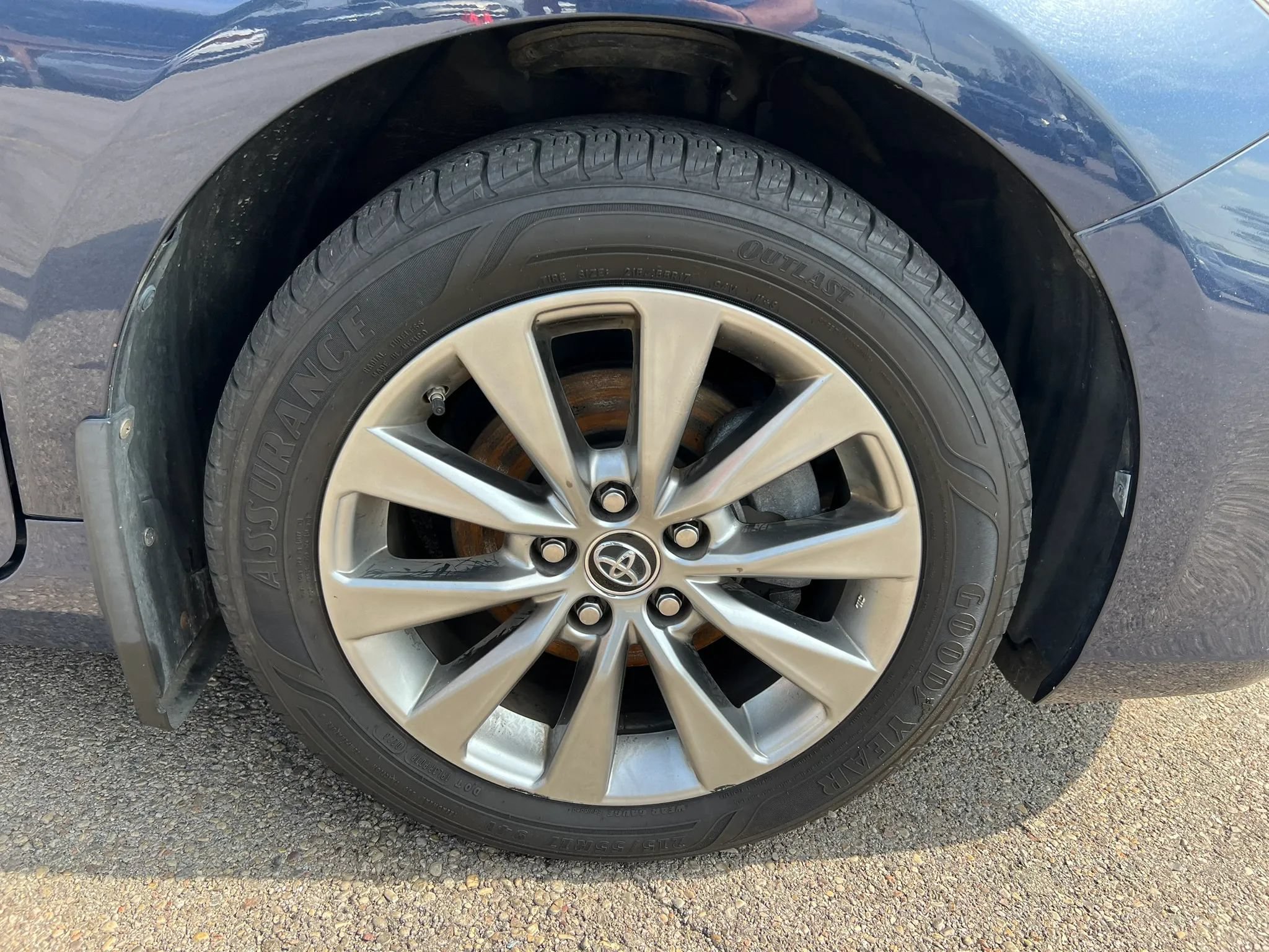 Used 2016 Toyota Camry XLE w/ Protection Package (Q2) FWD image 10