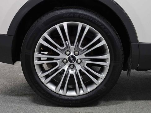 Used 2016 Lincoln MKX Reserve w/ Climate Package image 42