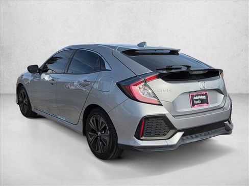 Used 2018 Honda Civic EX image 8