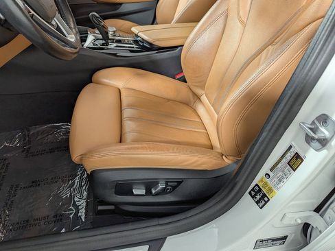 Certified 2023 BMW 530i xDrive w/ Premium Package AWD/4WD image 19