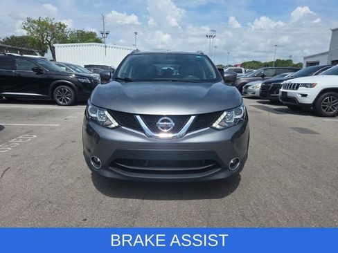 Used 2017 Nissan Rogue Sport SL FWD image 2