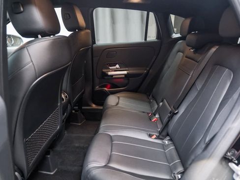 Used 2025 Mercedes-Benz GLA 250 image 19