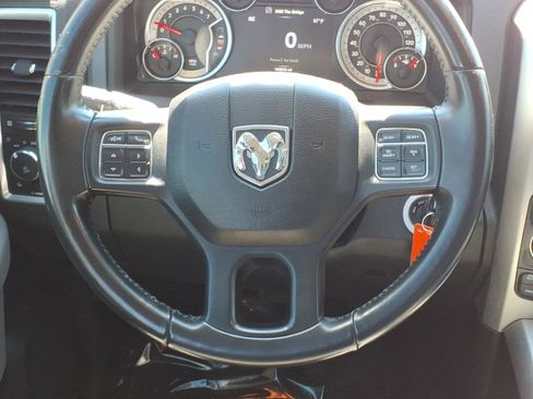 Used 2019 RAM 1500 Big Horn AWD/4WD image 17