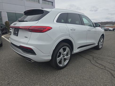 Certified 2025 Audi Q5 Premium Plus w/ Premium Plus AWD/4WD image 7