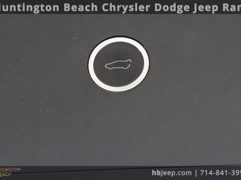 Used 2019 Tesla Model X Performance image 38