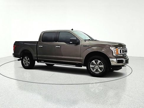 Used 2020 Ford F150 XLT w/ Equipment Group 302A Luxury AWD/4WD image 2