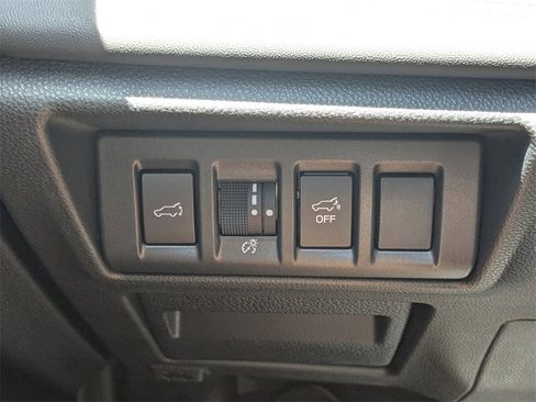 New 2025 Subaru Outback Limited image 27