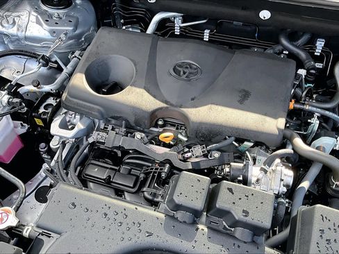 Certified 2025 Toyota RAV4 LE image 29