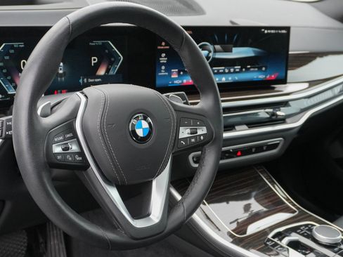 Used 2025 BMW X5 xDrive40i image 10