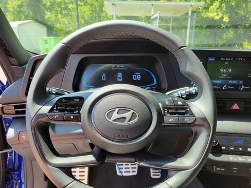 New 2025 Hyundai Elantra Sport image 12