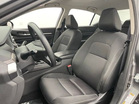 Used 2023 Nissan Altima 2.5 SV FWD image 16