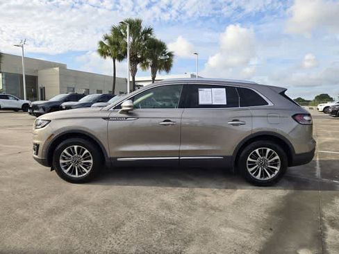 Used 2020 Lincoln Nautilus Reserve AWD/4WD image 3