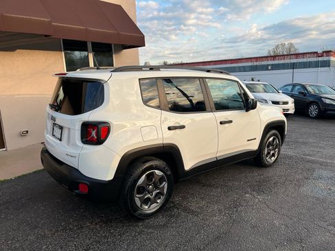 Used 2017 Jeep Renegade Sport w/ Power & Air Group FWD image 6