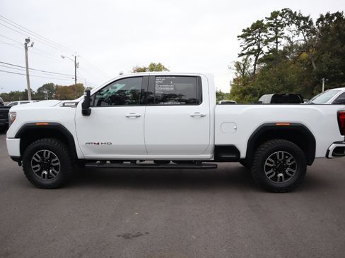 Used 2020 GMC Sierra 2500 AT4 w/ AT4 Premium Package image 6