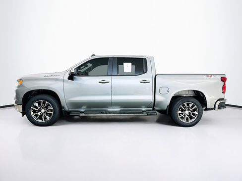 Used 2023 Chevrolet Silverado 1500 LT image 4