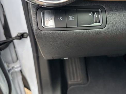 New 2026 Chevrolet Equinox ACTIV FWD image 19
