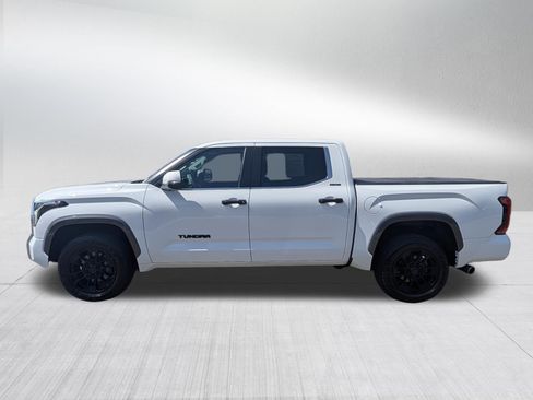 Used 2024 Toyota Tundra Limited AWD/4WD image 4