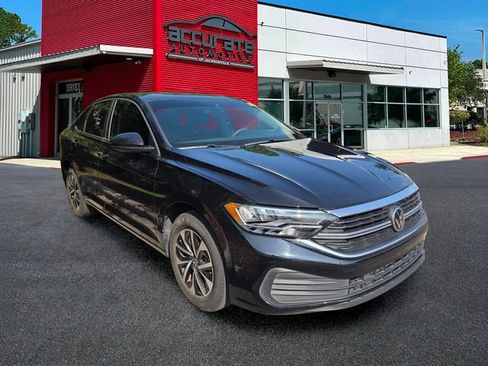 Used 2023 Volkswagen Jetta S FWD image 2