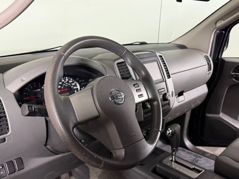 Used 2010 Nissan Xterra S image 12
