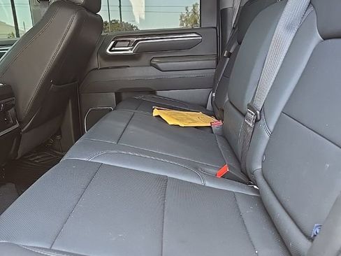 Used 2025 Chevrolet Silverado 2500 LTZ w/ LTZ Convenience Package AWD/4WD image 4
