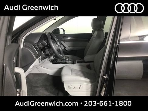 Used 2023 Audi Q5 2.0T Premium w/ Convenience Package AWD/4WD image 9