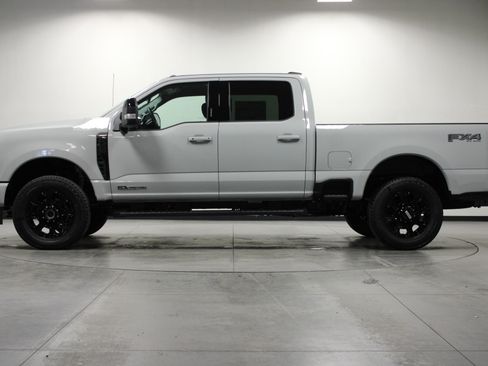 New 2026 Ford F350 Lariat AWD/4WD image 7