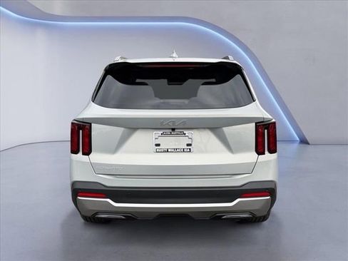 New 2026 Kia Sorento EX w/ EX Premium Package FWD image 4