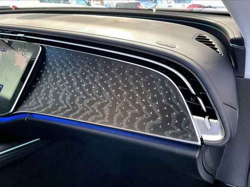 Certified 2025 Mercedes-Benz E 350 Sedan image 19