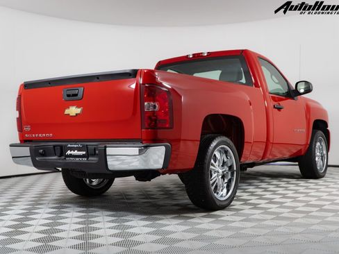 Used 2011 Chevrolet Silverado 1500 W/T w/ LS Package RWD image 9