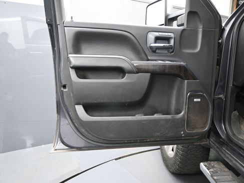 Used 2016 GMC Sierra 2500 Denali w/ Duramax Plus Package image 16