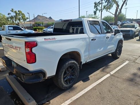 Used 2022 Chevrolet Silverado 1500 LT Trail Boss w/ Safety Package AWD/4WD image 6