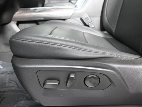 Used 2024 Chevrolet Silverado 2500 LTZ w/ LTZ Plus Package AWD/4WD image 21