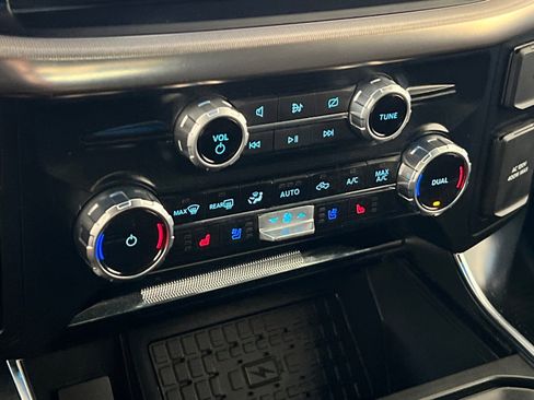 Used 2023 Ford F150 Raptor w/ Raptor Carbon Fiber Package image 19