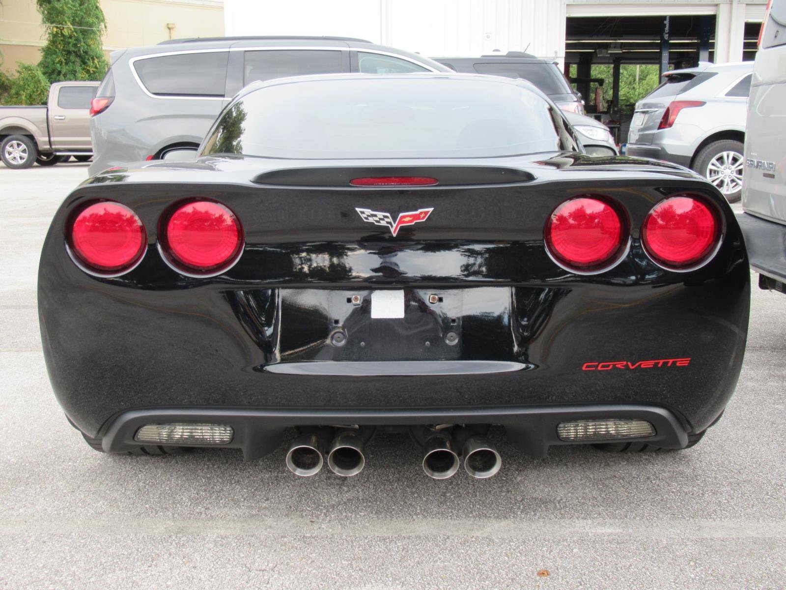Used 2011 Chevrolet Corvette Grand Sport w/ Preferred Equipment Group RWD image 6