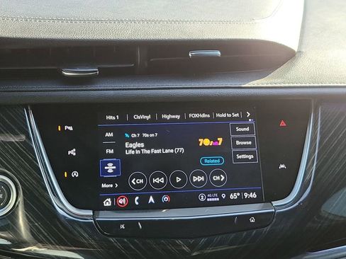 Used 2023 Cadillac XT6 Premium Luxury w/ Technology Package image 13