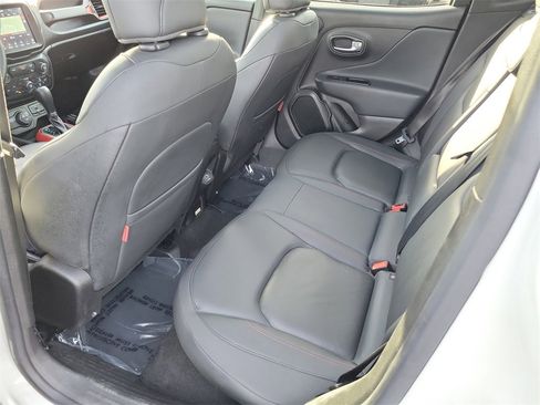 Used 2022 Jeep Renegade Trailhawk w/ Sun/Sound Group image 23