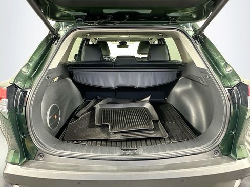 Used 2022 Toyota Corolla Cross XLE image 26