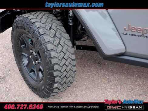 Used 2022 Jeep Gladiator Mojave w/ LED Lighting Group AWD/4WD image 37