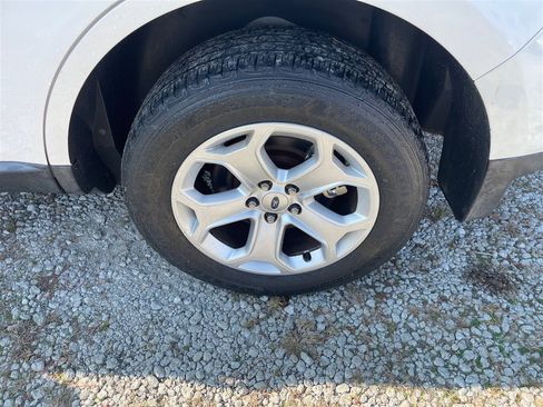 Used 2013 Ford Edge SEL image 34