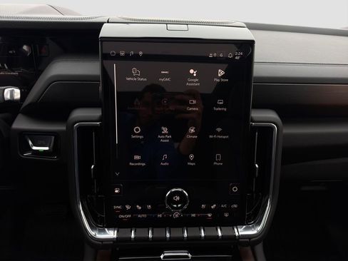 New 2026 GMC Yukon Denali w/ Sun & Power Step Package AWD/4WD image 16