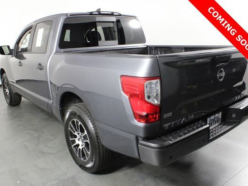 Certified 2023 Nissan Titan SV image 3