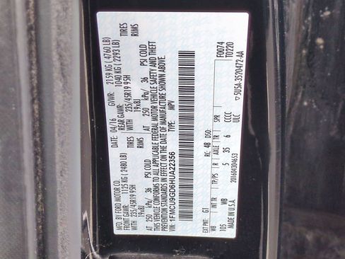 Used 2017 Ford Escape SE w/ Equipment Group 201A image 41