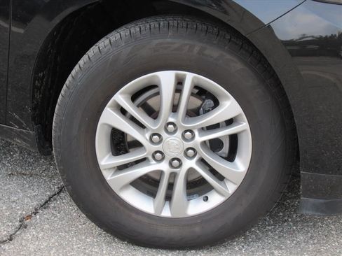 Used 2020 Buick Enclave Essence w/ Sound and Sites Package image 7