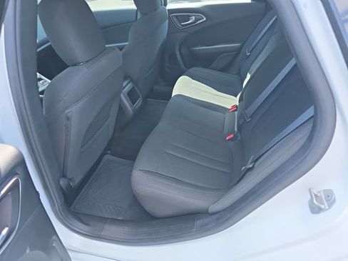 Used 2016 Chrysler 200 LX FWD image 12